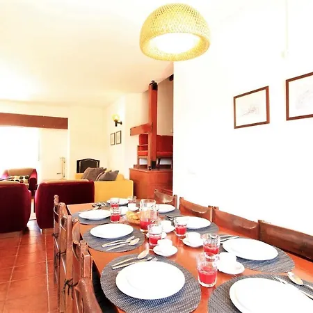 Traditional With Pool By Homing Villa