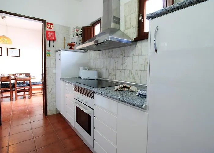 فيلة Traditional With Pool By Homing *